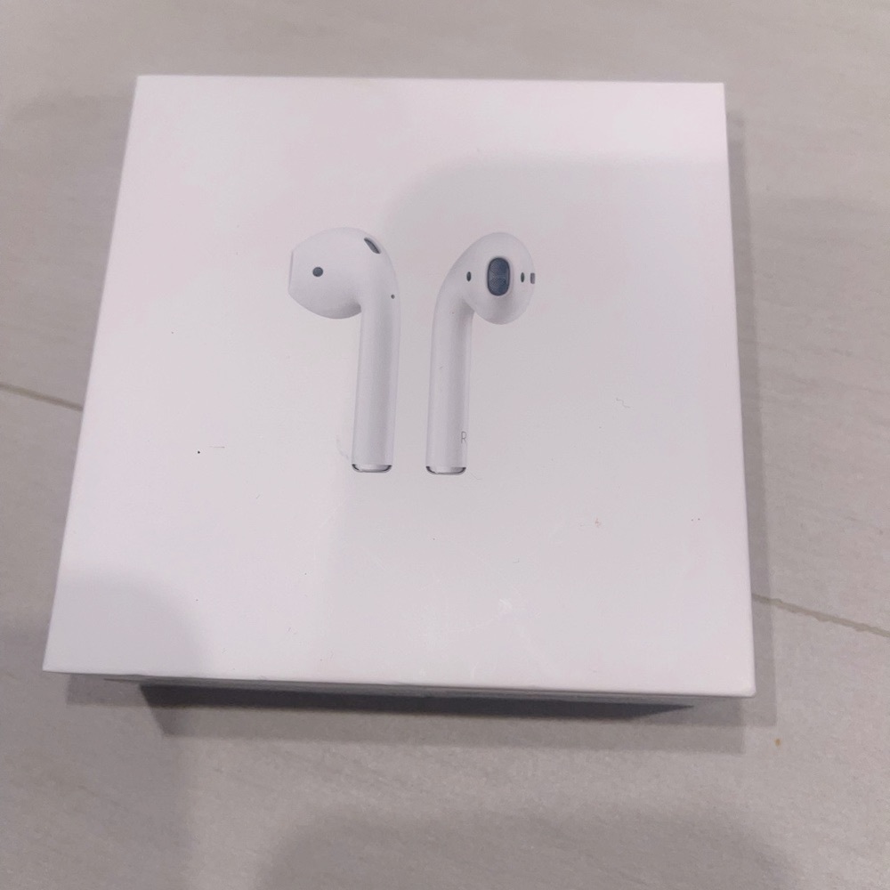 Airpods charger